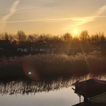 Cetti's - Met Prive Sauna 3* Nieuwkoop