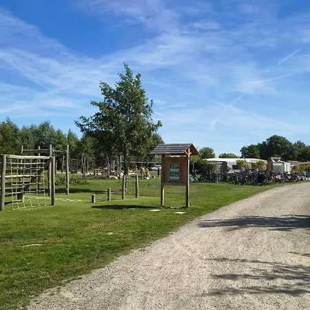 Cetti's - Met Prive Sauna Bed & Breakfast 3*