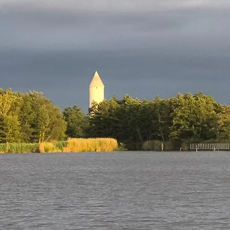Cetti's - Met Prive Sauna Bed & Breakfast 3*