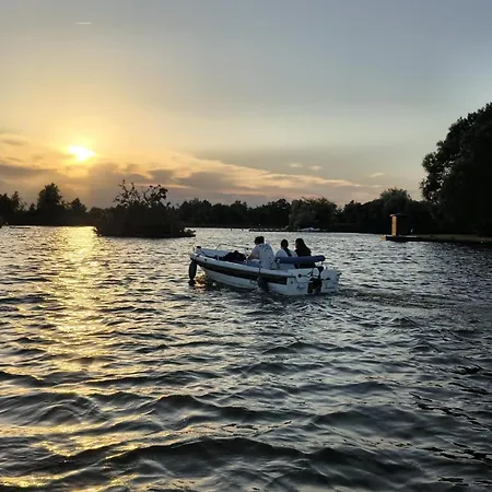 Panzió Cetti's - Met Prive Sauna