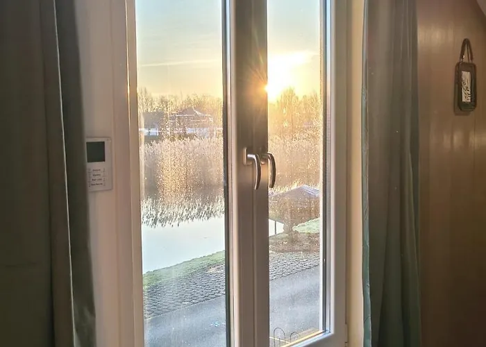 Cetti's - Met Prive Sauna Panzió Nieuwkoop