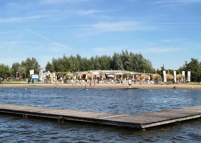 Cetti's - Met Prive Sauna Panzió