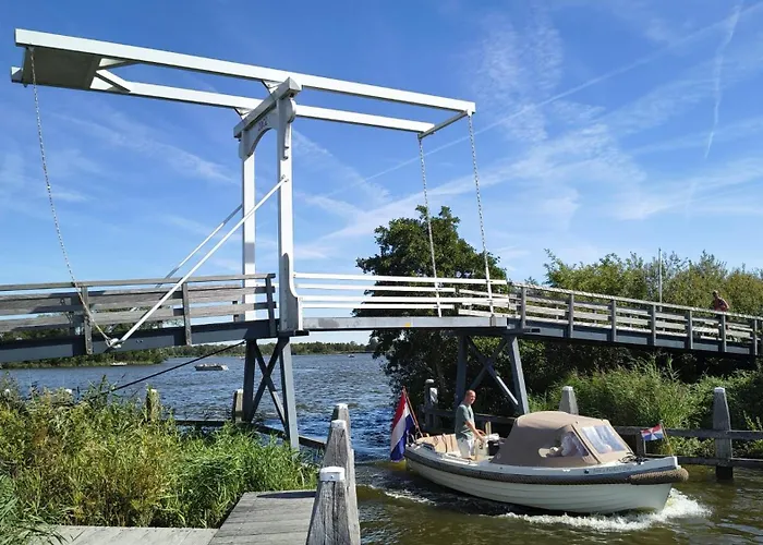 Cetti's - Met Prive Sauna Panzió 3*